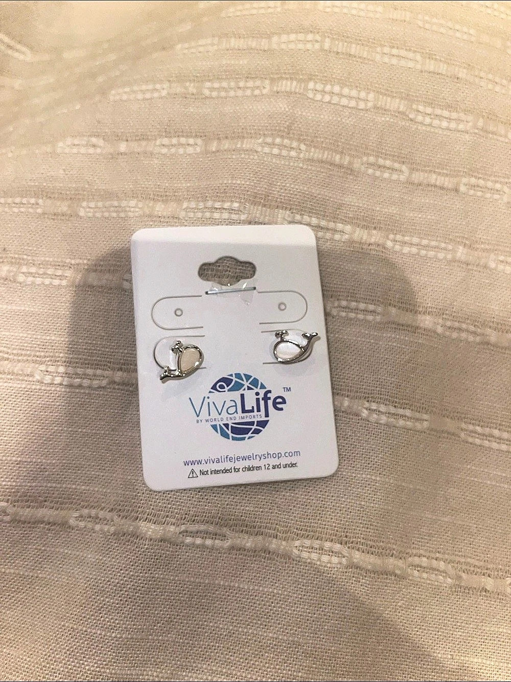 VivaLife Whale Stud Earrings Silver